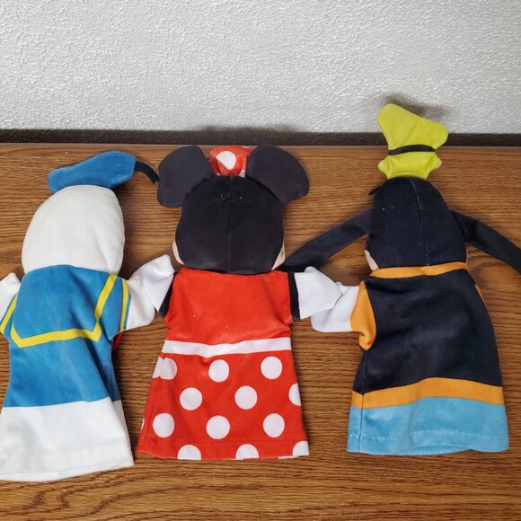 Disney Cloth Hand Puppets - Lot of 3 - Minnie, Goofy and Donald - 10" Tall - Picture 2 of 5
